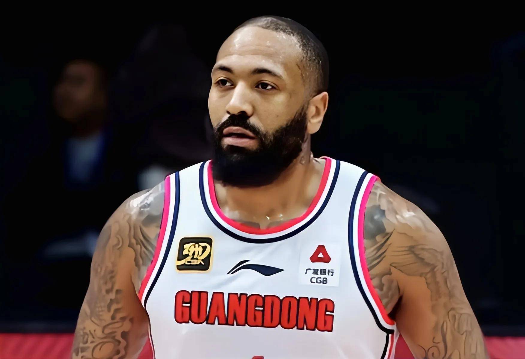 CBA球队老将宣布转会外援，引发热议